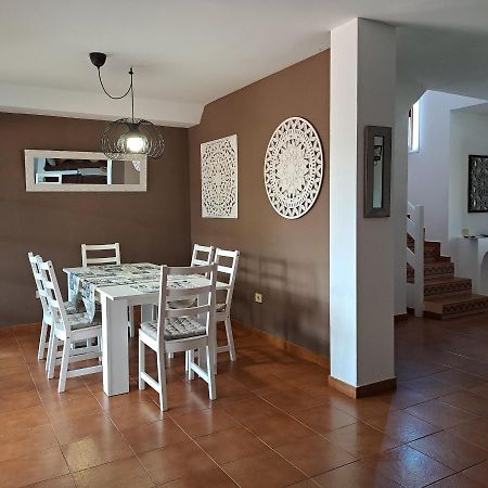 Villa Calma Parque Holandes Exterior photo
