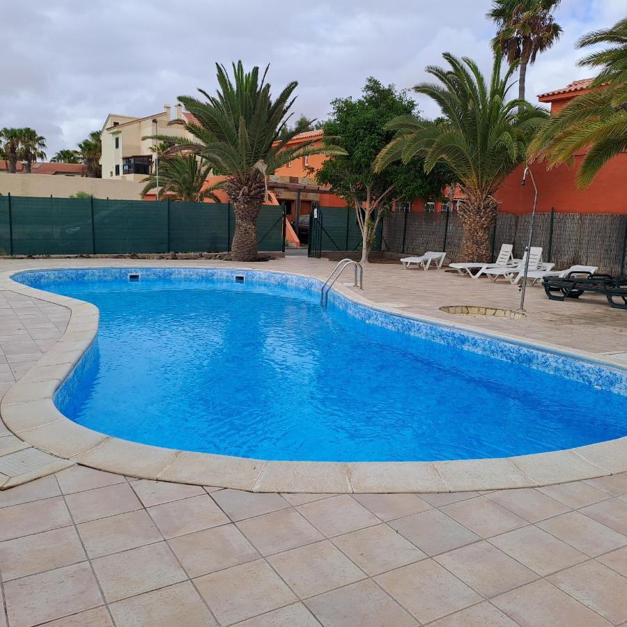 Villa Calma Parque Holandes Exterior photo
